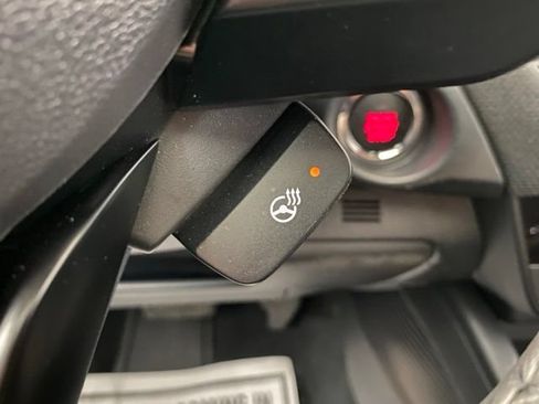 Certified 2026 Subaru Outback Limited AWD/4WD image 17