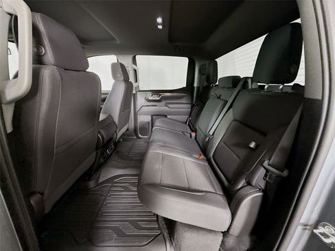 New 2026 GMC Sierra 1500 Elevation image 17
