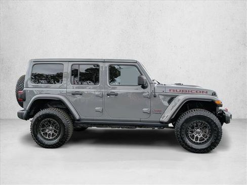 Used 2022 Jeep Wrangler Unlimited Rubicon w/ Xtreme Recon 35" Tire Package AWD/4WD image 5