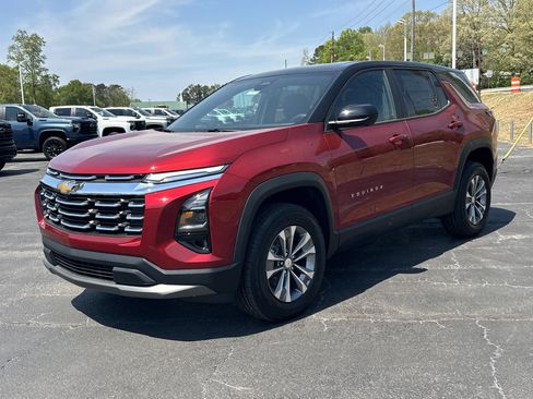 New 2026 Chevrolet Equinox LT w/ Safety and Technology Package FWD image 5