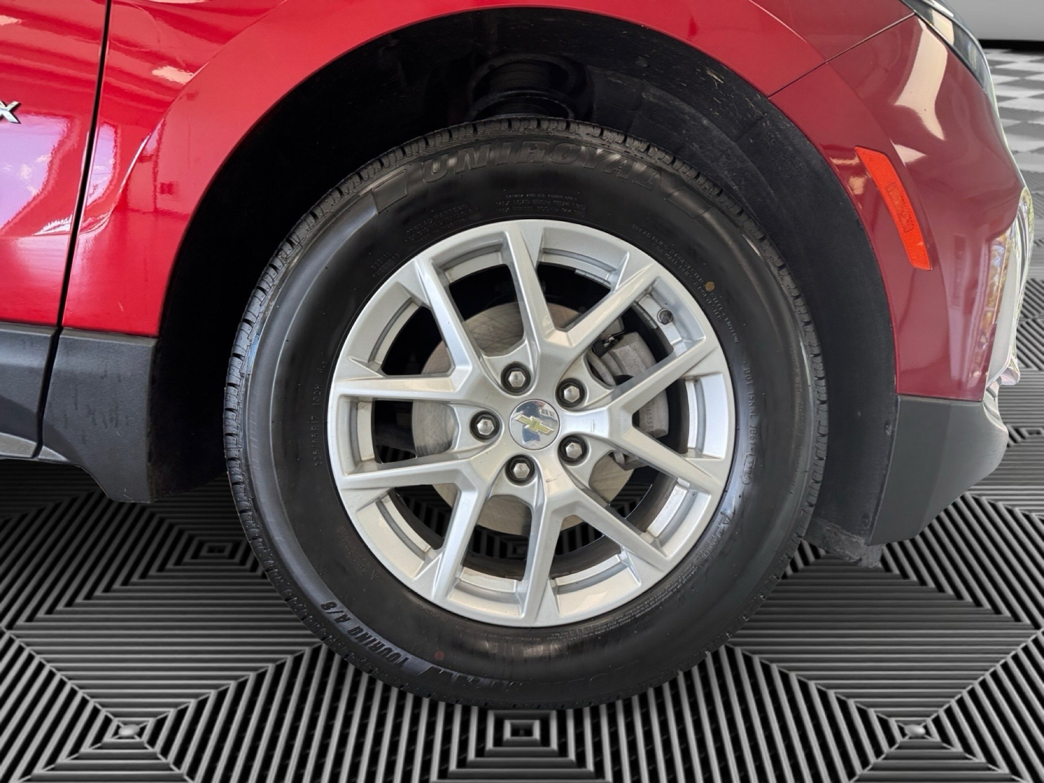 Used 2022 Chevrolet Equinox LT AWD/4WD image 10