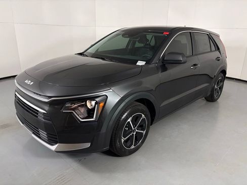New 2026 Kia Niro LX image 4