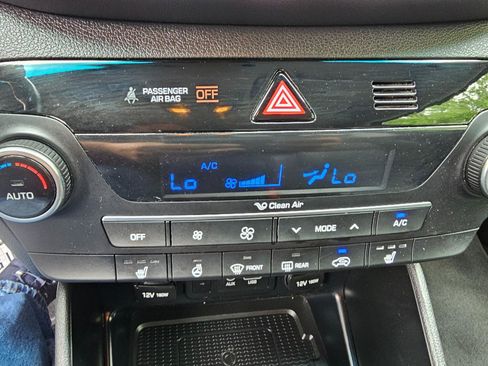 Used 2020 Hyundai Tucson Limited AWD/4WD image 43