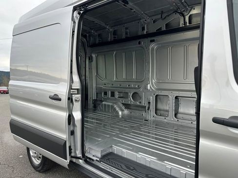 New 2026 Ford Transit 250 Base w/ Exterior Upgrade Package image 11
