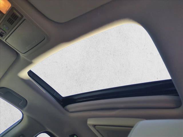 Used 2018 Honda Odyssey Elite image 16