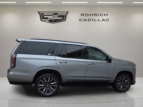 Certified 2023 Cadillac Escalade Sport Platinum image 2