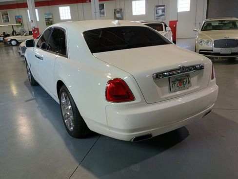 Used 2011 Rolls-Royce Ghost RWD image 3
