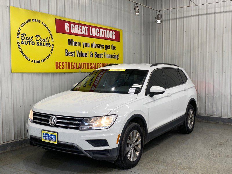 Used 2018 Volkswagen Tiguan SE image 1