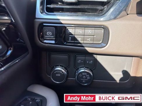 New 2026 GMC Yukon XL Elevation w/ LPO, Floor Liner Package image 36