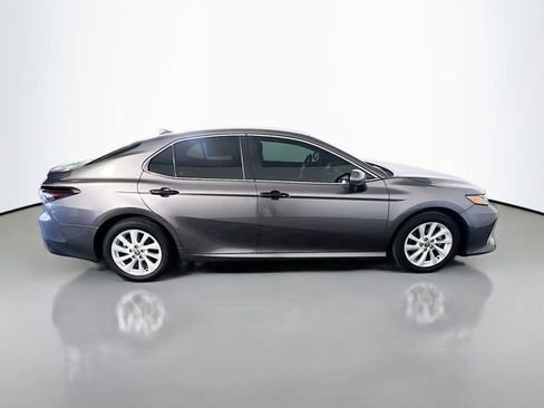 Used 2023 Toyota Camry LE image 9