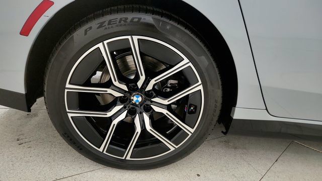 Used 2025 BMW 740i RWD image 81