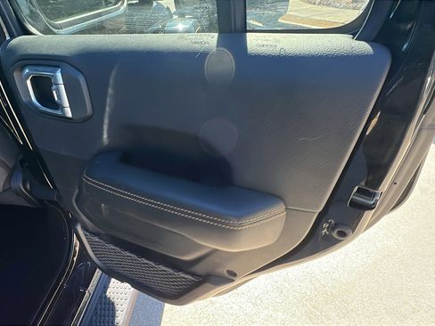 Used 2024 Jeep Wrangler Sahara w/ Technology Group image 20