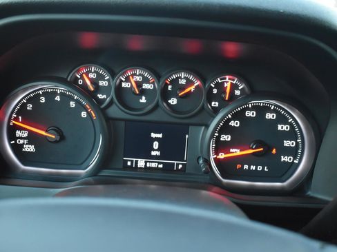 Used 2023 Chevrolet Silverado 1500 Custom image 35