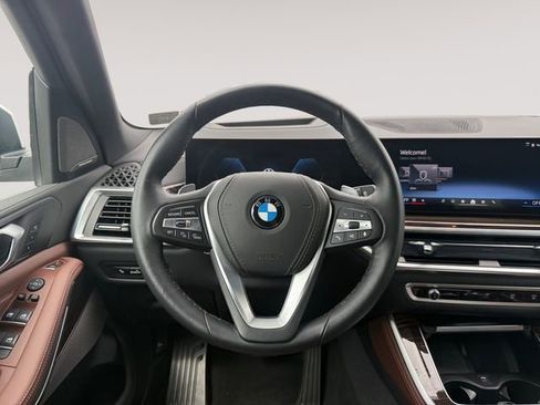 Used 2026 BMW X5 xDrive40i AWD/4WD image 12