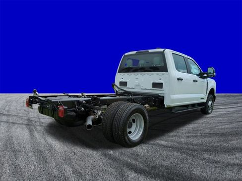 New 2026 Ford F350 XL image 4