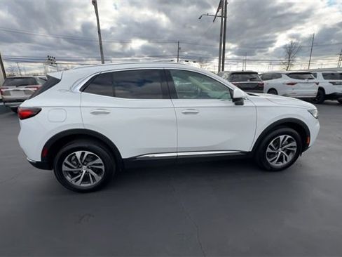 Used 2023 Buick Envision Essence image 9