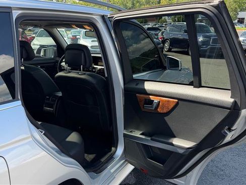 Used 2012 Mercedes-Benz GLK 350 4MATIC image 38