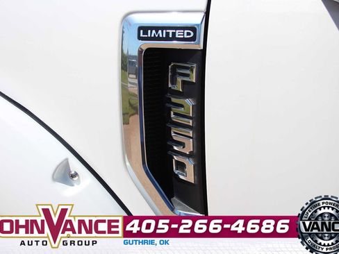 Used 2020 Ford F250 Limited w/ FX4 Off-Road Package AWD/4WD image 6