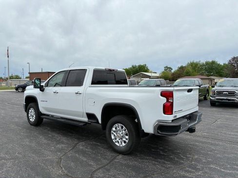 Used 2024 Chevrolet Silverado 2500 LTZ w/ LTZ Plus Package AWD/4WD image 3
