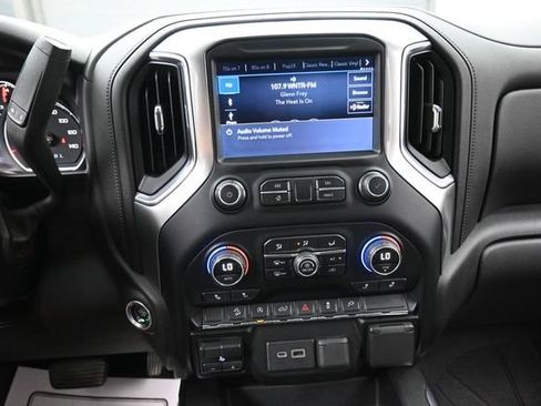 Used 2019 Chevrolet Silverado 1500 RST AWD/4WD image 10