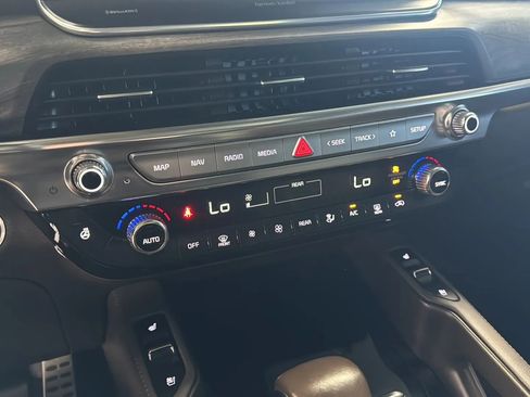 Used 2021 Kia Telluride SX w/ Towing Package AWD/4WD image 16
