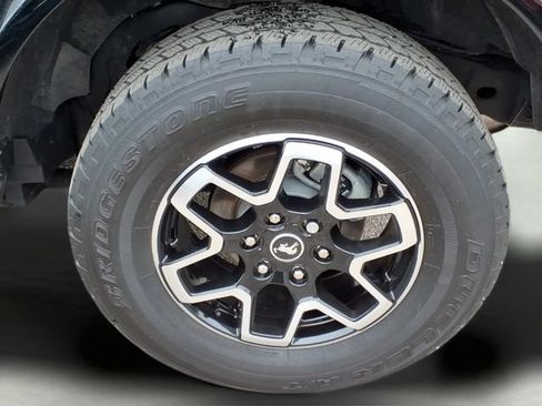 Used 2025 Ford Bronco Outer Banks AWD/4WD image 7