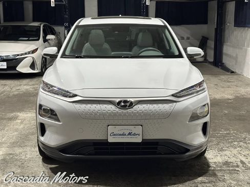 Used 2020 Hyundai Kona Limited w/ Cargo Package FWD image 4