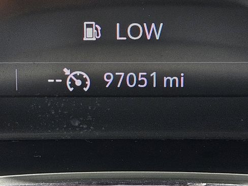 Used 2023 Buick Encore GX Essence w/ Experience Buick Package FWD image 28