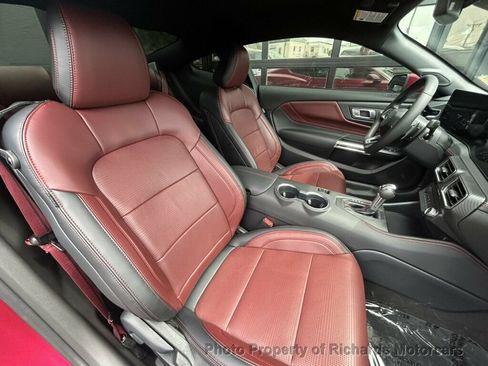 Used 2025 Ford Mustang GT Premium RWD image 23