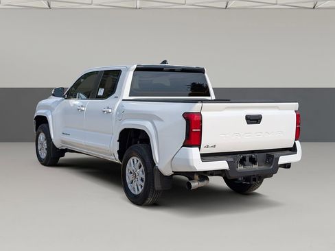 New 2026 Toyota Tacoma SR5 AWD/4WD image 4