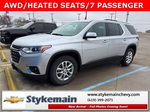 Used 2018 Chevrolet Traverse LT image 1
