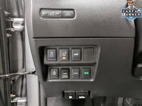 Used 2017 Nissan Rogue SL w/ SL Premium Package image 22