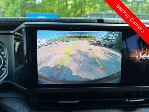 Used 2025 Jeep Wrangler Sport S AWD/4WD image 34