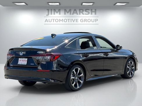 Used 2025 Honda Civic Sport Touring image 6