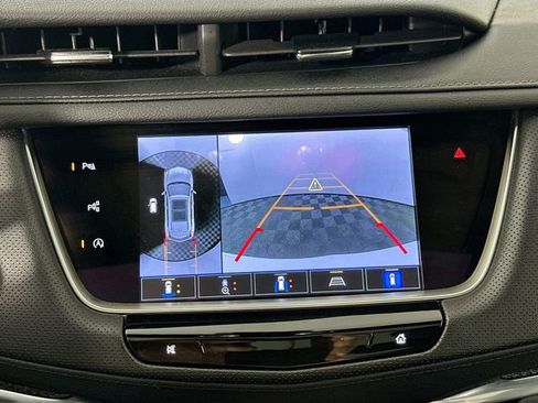 Used 2024 Cadillac XT5 Sportv w/ Technology Package AWD/4WD image 14