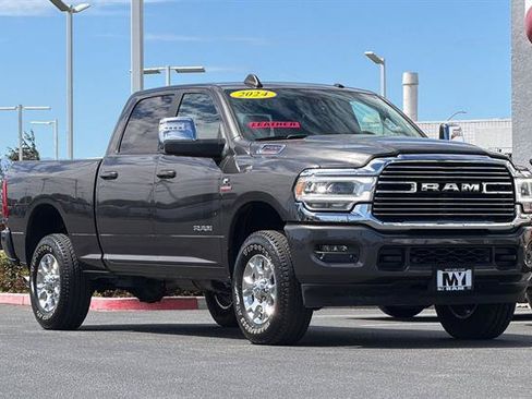 Used 2024 RAM 2500 Laramie w/ Safety Group AWD/4WD image 2