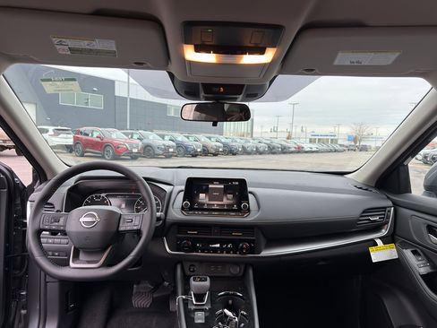 New 2026 Nissan Rogue SV image 28