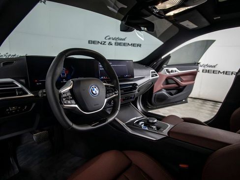 Used 2025 BMW i4 eDrive40 w/ Premium Package image 19