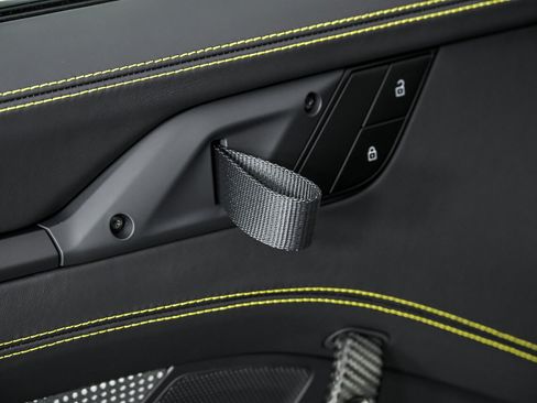 Used 2024 Porsche 911 GT3 RS RWD image 16