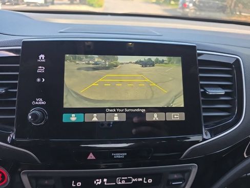 Used 2021 Honda Pilot Elite image 18