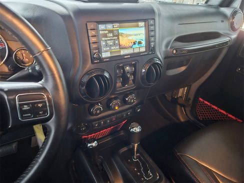 Certified 2017 Jeep Wrangler Unlimited Rubicon image 21