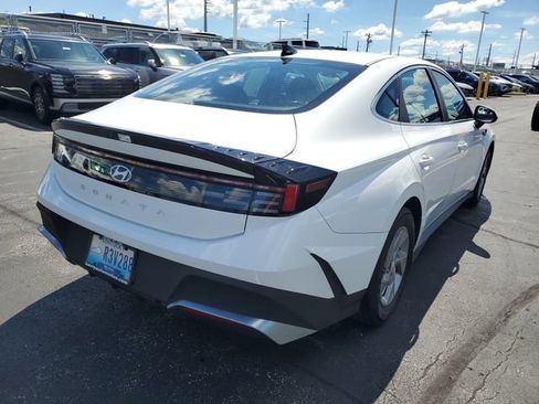 Certified 2025 Hyundai Sonata SE FWD image 4