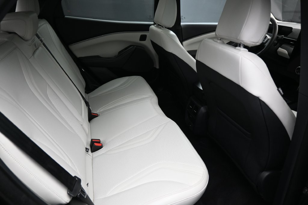 Used 2023 Ford Mustang Mach-E Premium AWD/4WD image 29
