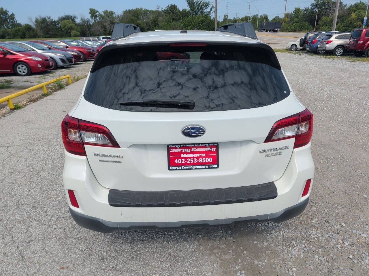 Used 2015 Subaru Outback 2.5i Limited AWD/4WD image 4