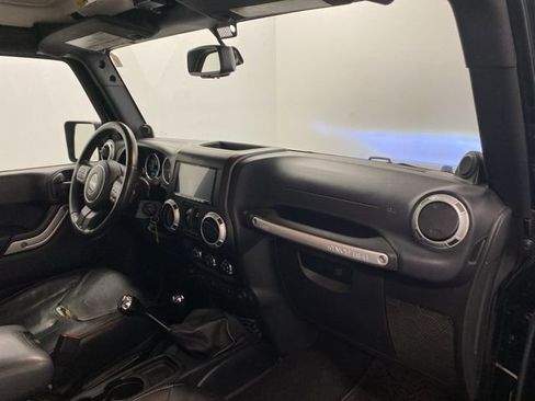 Used 2013 Jeep Wrangler Unlimited Sahara w/ Dual Top Group image 17