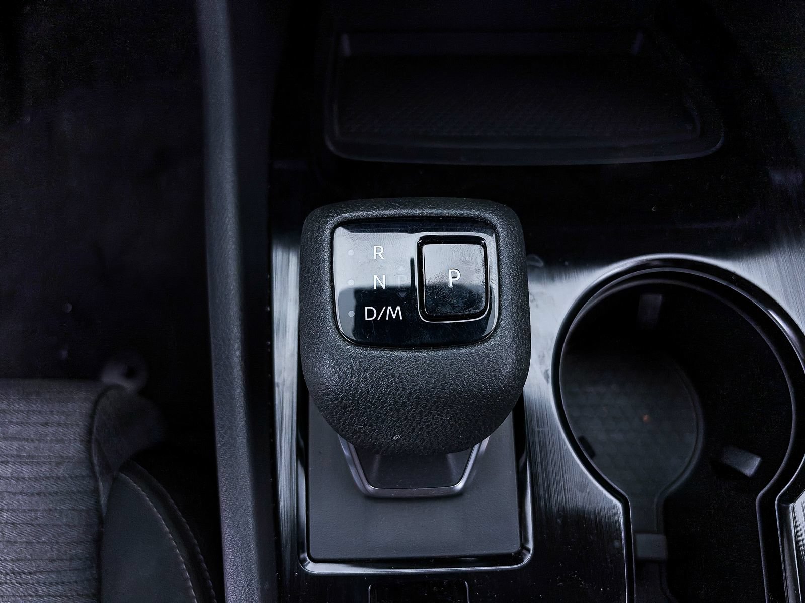 Used 2023 Nissan Rogue SV FWD image 23