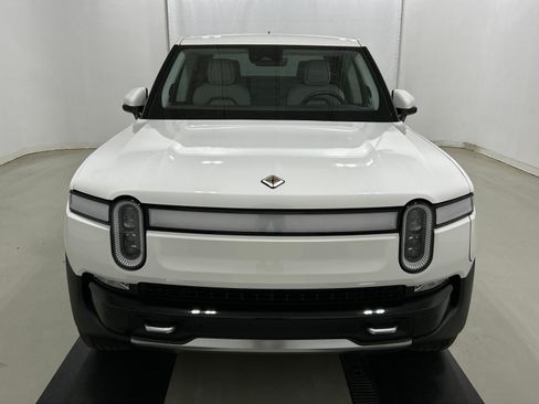 Used 2022 Rivian R1T Adventure AWD/4WD image 8