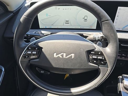 Used 2023 Kia EV6 Wind w/ Wind Technology Package AWD/4WD image 6