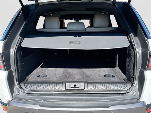 Used 2021 Land Rover Range Rover Sport HSE Silver Edition image 30