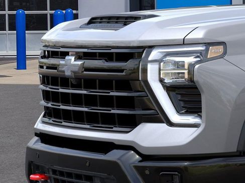 New 2026 Chevrolet Silverado 2500 LTZ image 14